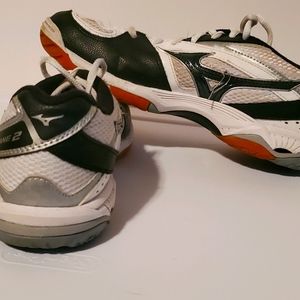 Mizuno Wave Hurricane 2, Women's 8.5